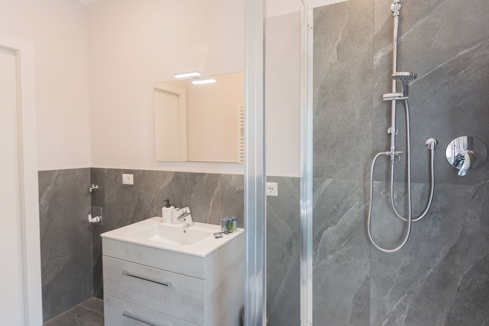 Sant'Agostino Apartments by Rent all Como
