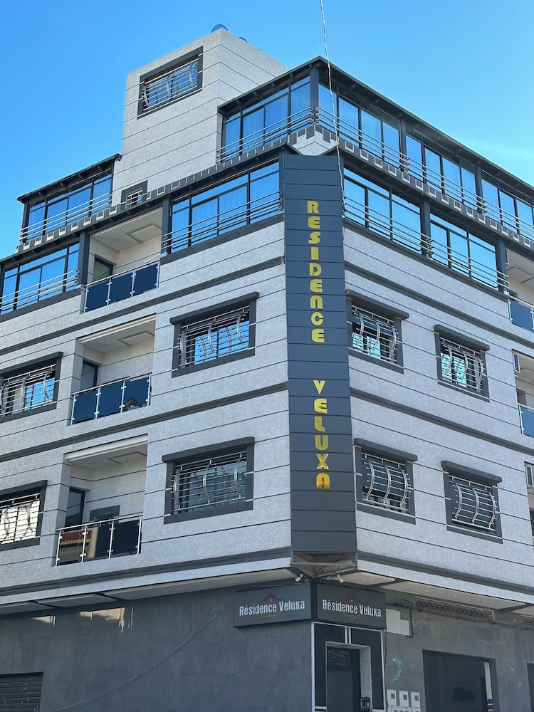 Hotel VELUXA - MAJESTIC HOLIDAY HOME - Image 1