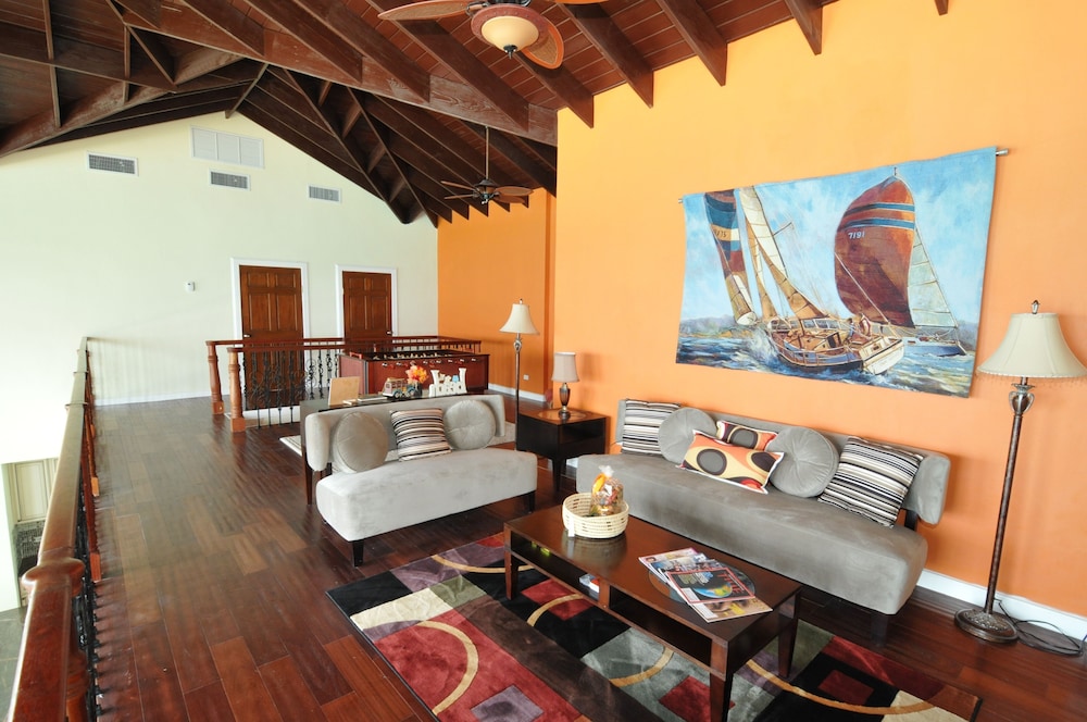 Palisades House 4 Bedroom Home - Property Image 25