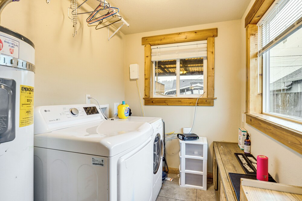 3 Mi to University of Oregon: Cozy Home