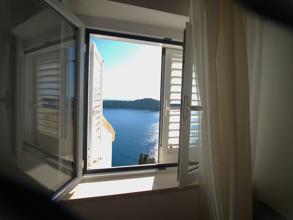 Apartment Blue Horizon