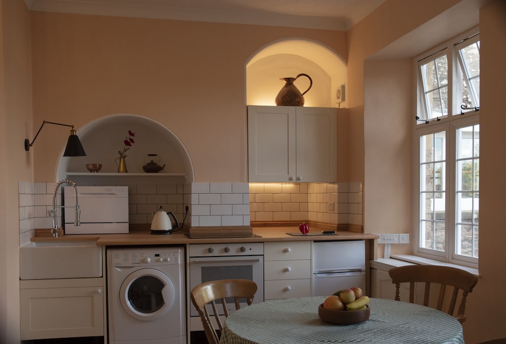 The Orangery Apartment view 5