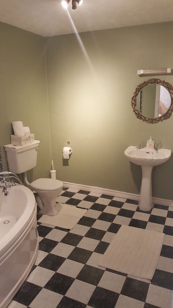 Keernaun House BB - Property Image 11