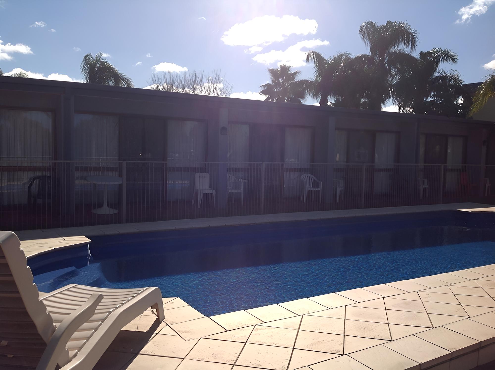 Sunraysia Motel & Holiday Apartments