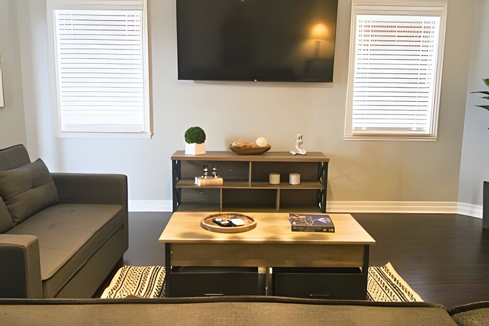 Modern 3BD Retreat 10 Guests Near Disney