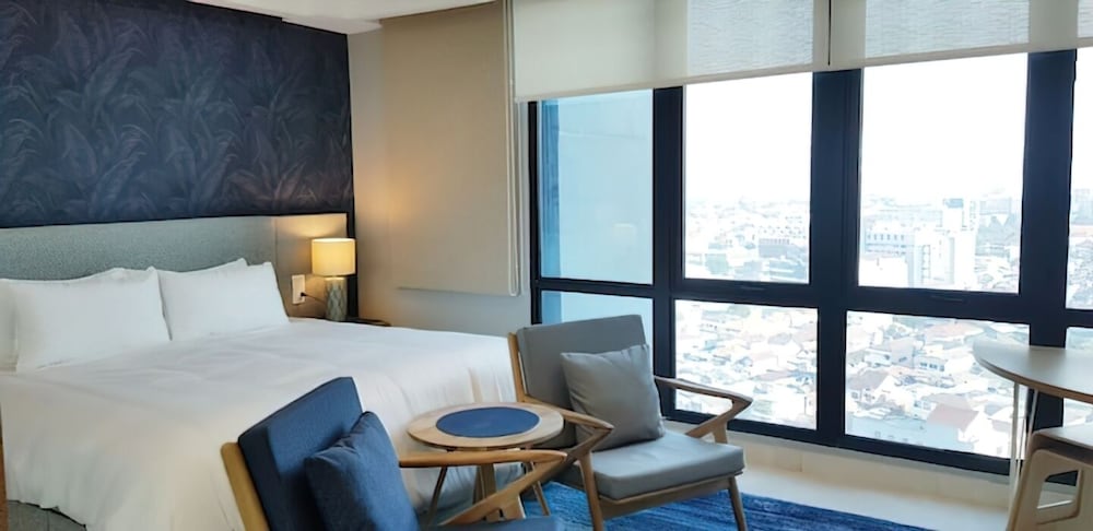 Capitol Prism Sky Suites
