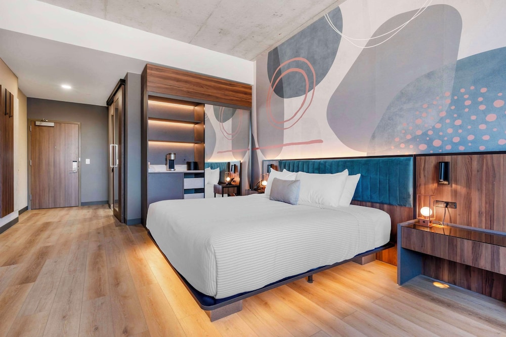 Cambria Hotel Nashville Midtown 15