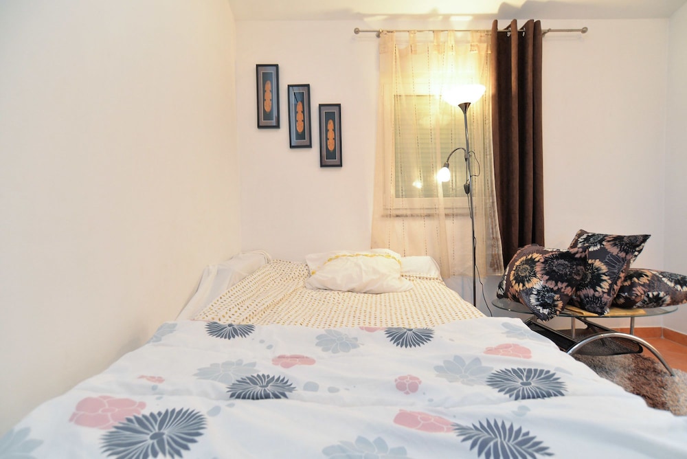 Apartment 258