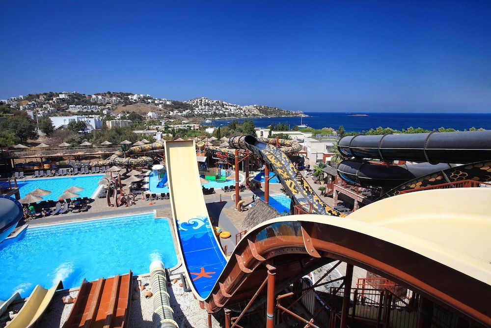 Cactus Fleur Beach Club - All Inclusive - Image 31