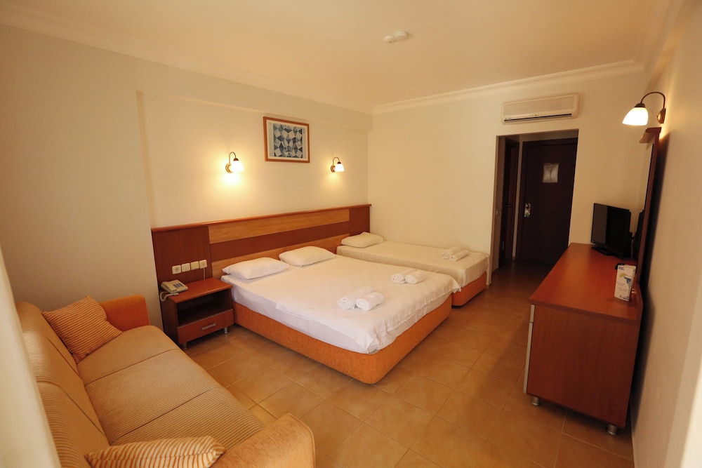 Mavruka Hotel - Image 47