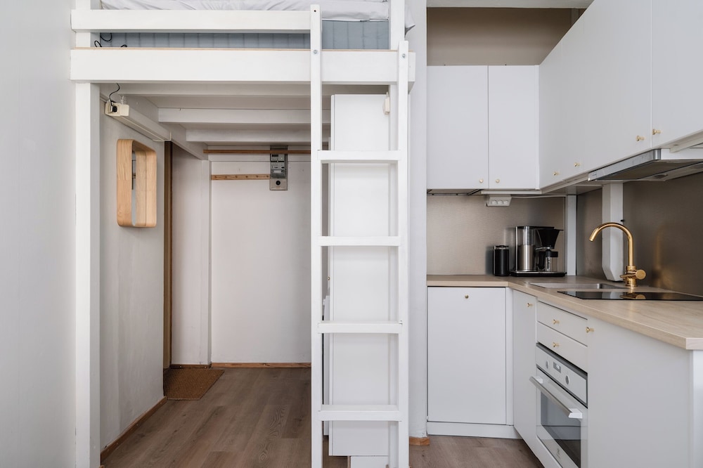 Cozy & Modern Studio Apartment in Kallio