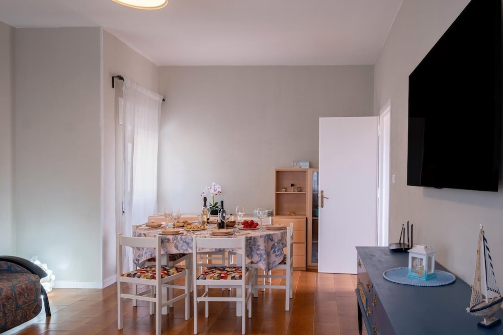 Sunshine Escape Villa In Porto Cesareo