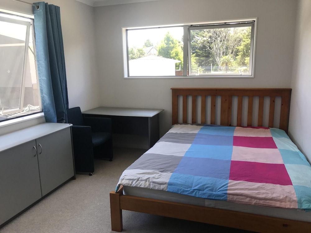 Auckland Onestop view 4