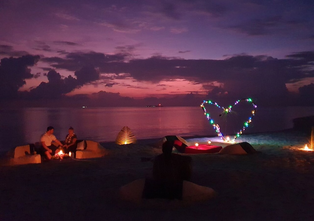 Omadhoo Inn