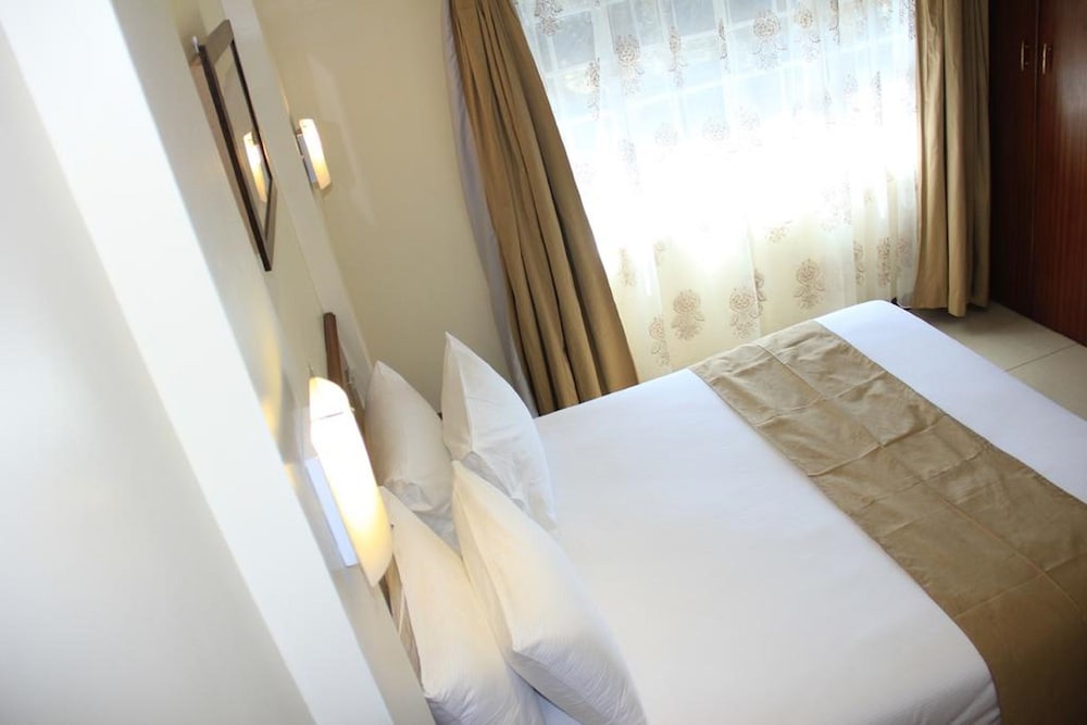 Brownie's Guest House view 3