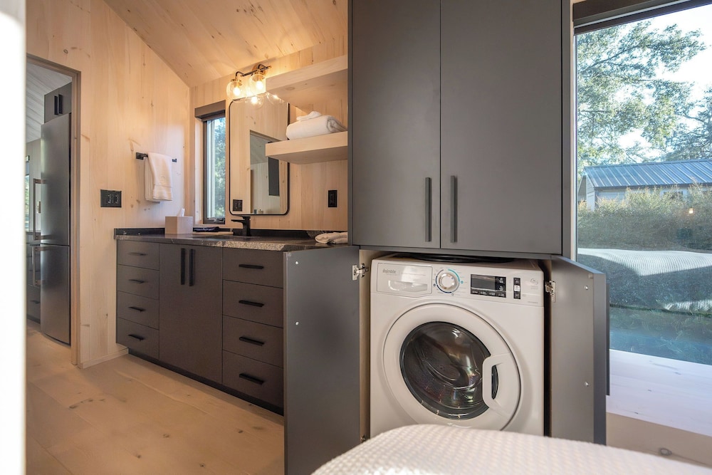 Black Prong Resort