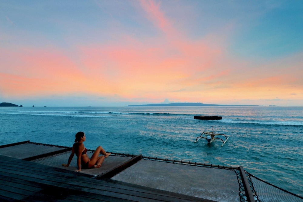 Secluded Beachfront Villa Manis, 5br, Candidasa view 3