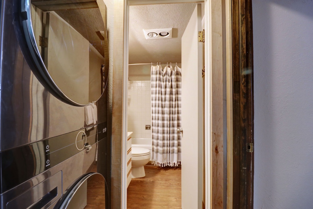An202 Anaconda 2br 2ba 2 Bedroom Condo