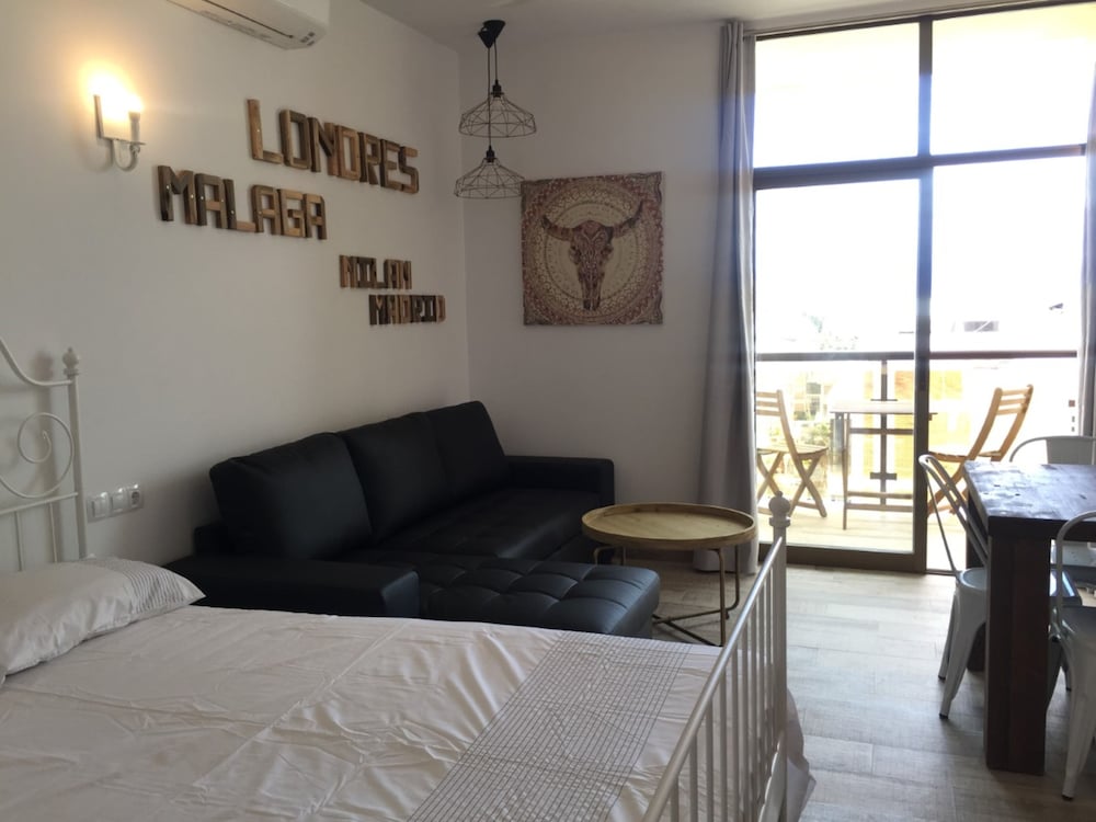 Apartamentos Puerto Marina