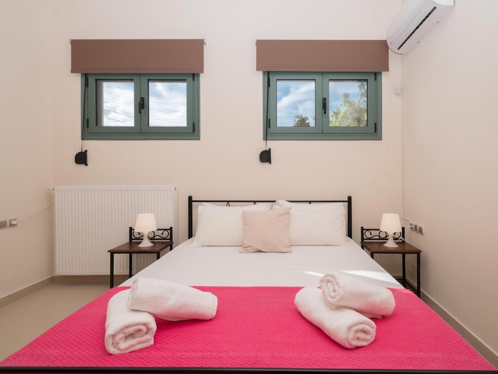 Villa Eolos With Private Pool
