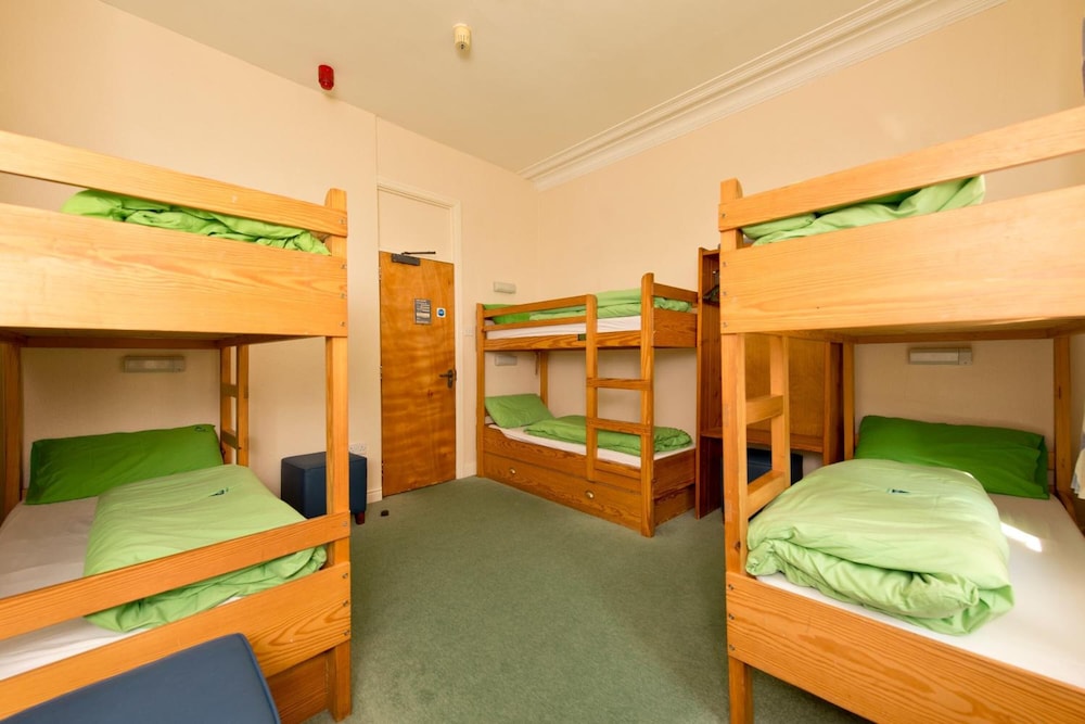 Hope Valley Vacations - YHA Eyam - Hostel - Property Image 11
