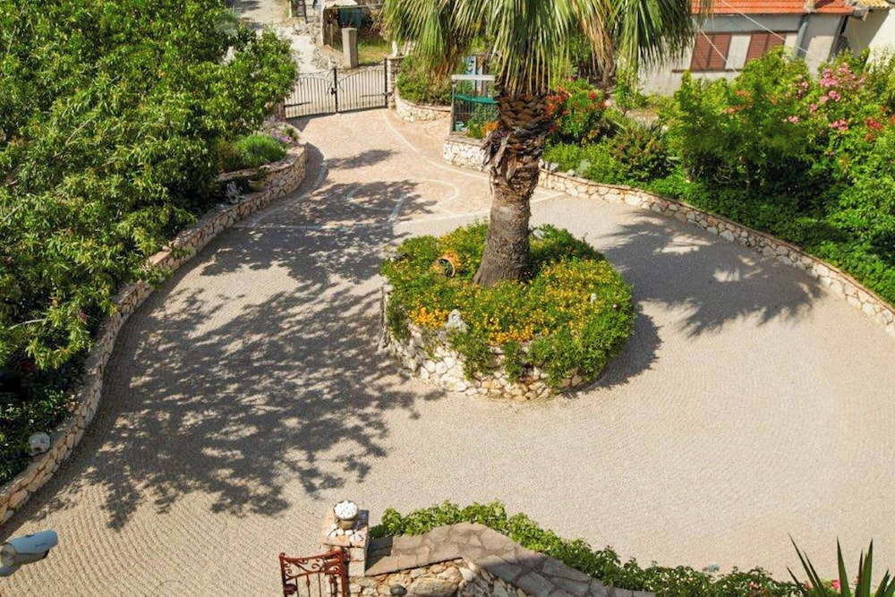 Villa Octavius