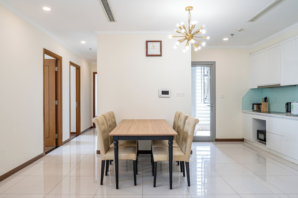 PD Pristine Apartment Landmark Plus