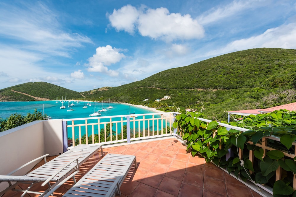 White Bay Villas and Beach Club