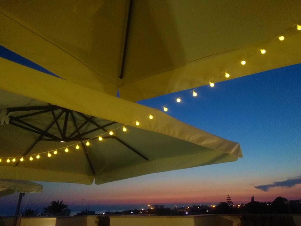 Morello Beach Hotel