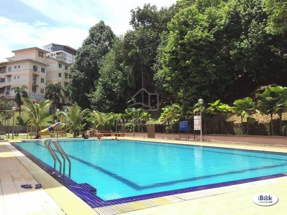 Cosy Home in Damansara