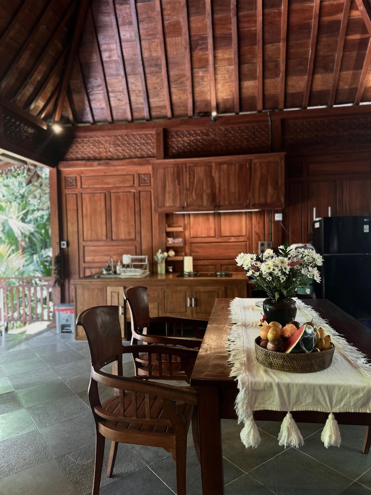 Darta Ubud Joglo Villa by EPS