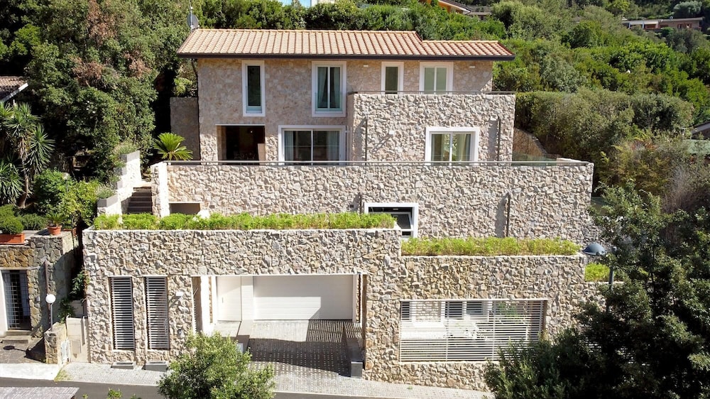 Villa Le Mandrie 7 2 view 5