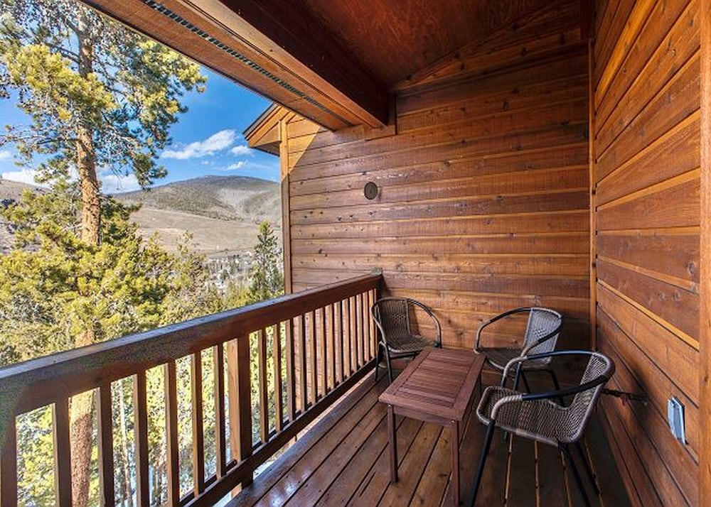 Lookout Ridge Townhomes #113 by Summit County Mountain Retreats view 4