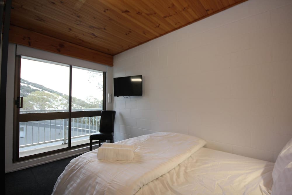 Falls Creek Hotel