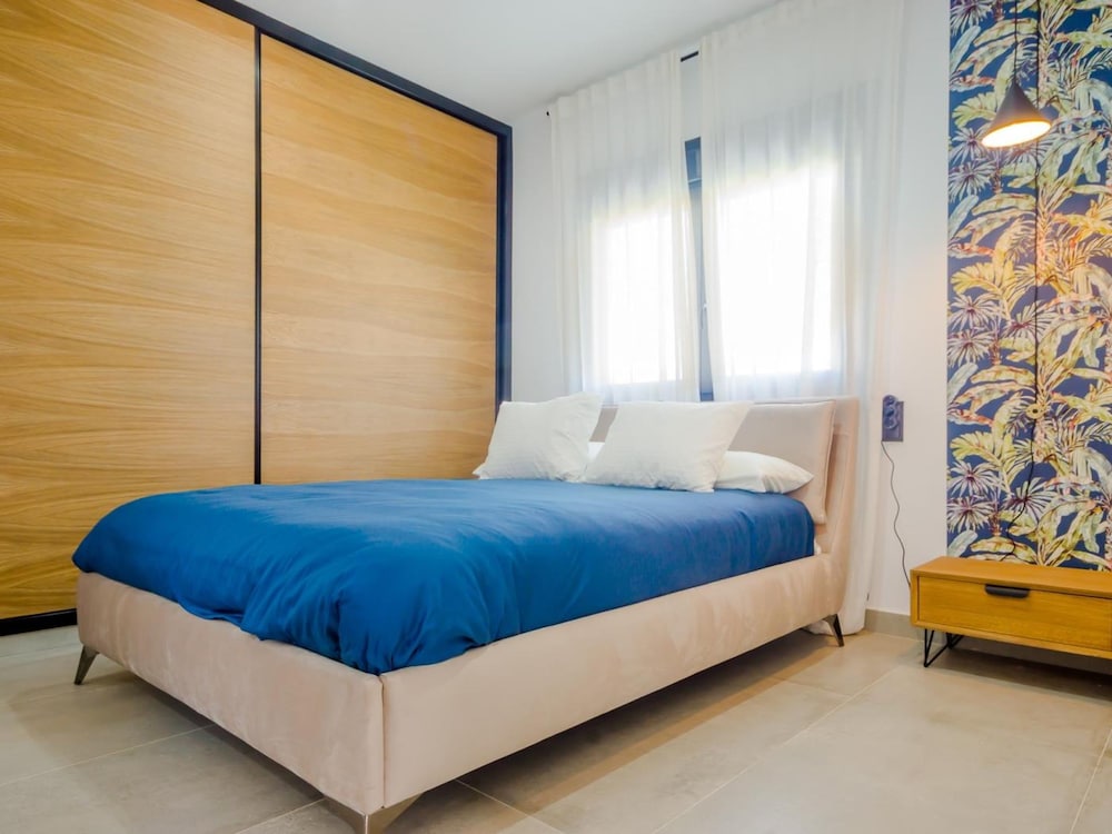 Villa Minerva 15083 in Chiclana
