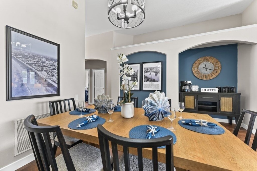 4br Resort Villa W/ Pool & Spa Close To Disney 4 Bedroom Villa