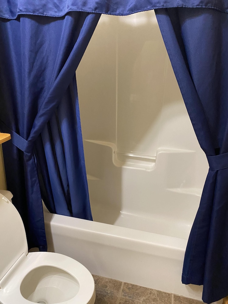 Camp 4 #7: 2 Bedrooms, 2.5 Baths: Slope Side, Gas Fireplace