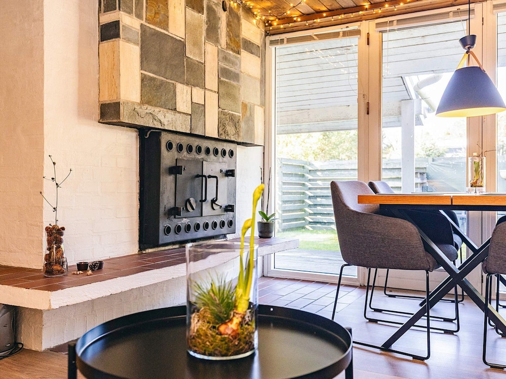 4 Star Holiday Home in Hals