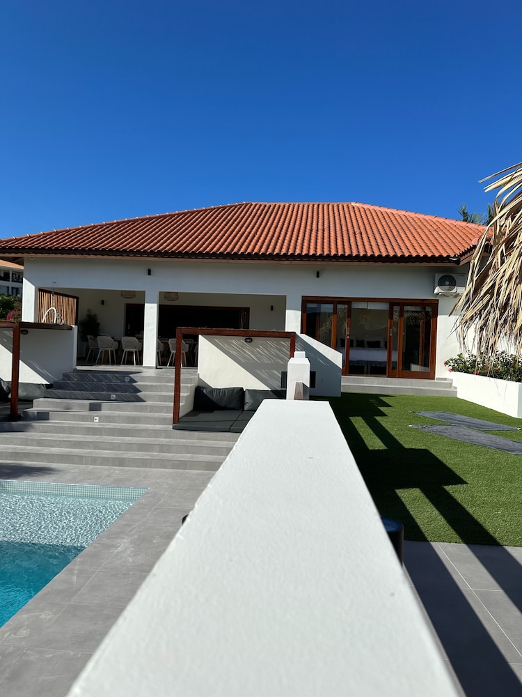 Luxurious Villa Blou, Steps From Beach Jan Thiel