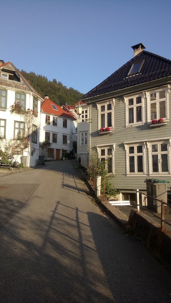Bergen Vacations - Center Villa - Property Image 16