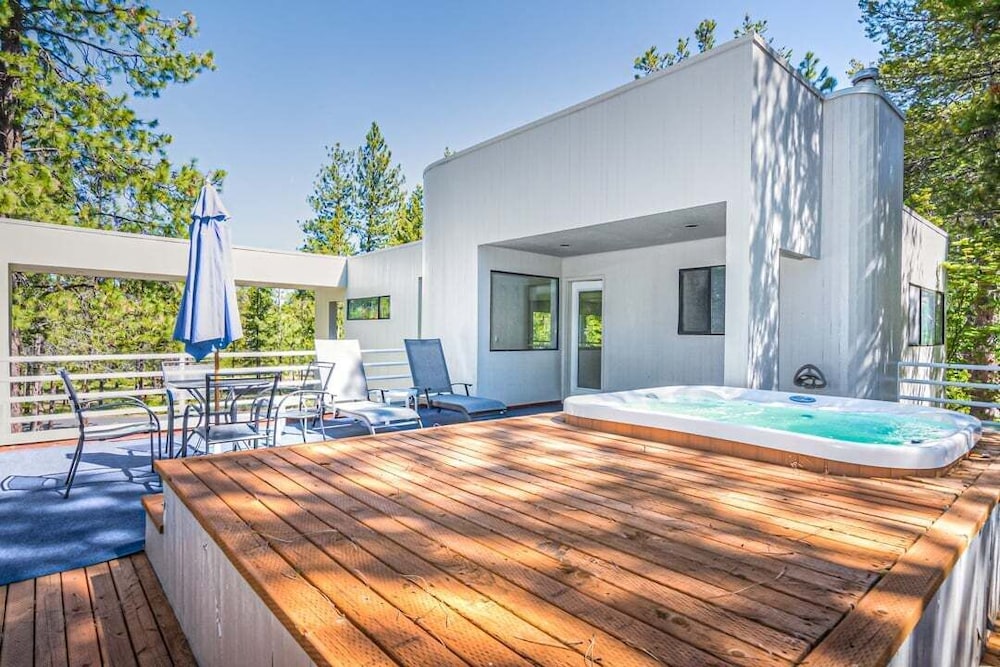 Irish Mountain 4 3 Bedroom Home