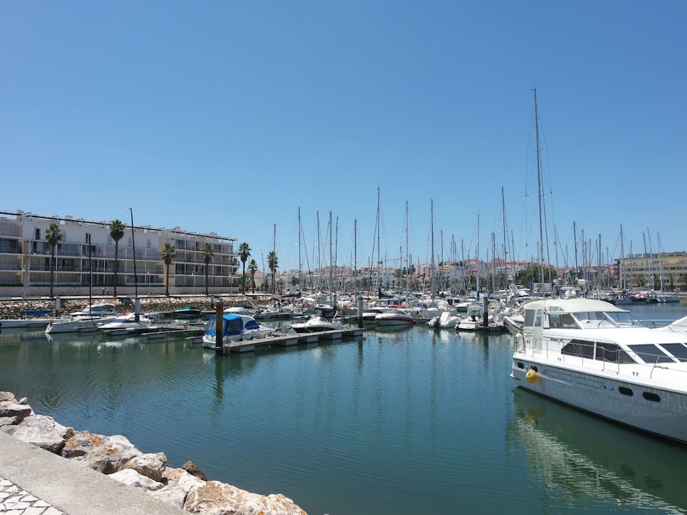 B06 - Top Floor Marina Club 2 Bed Apartment by DreamAlgarve
