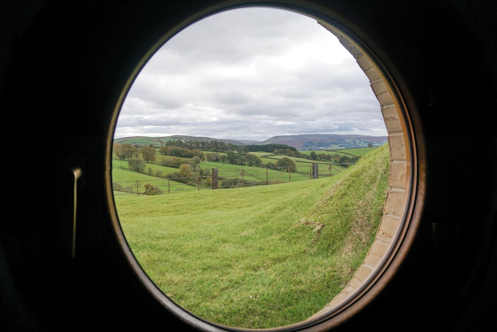 Hares View