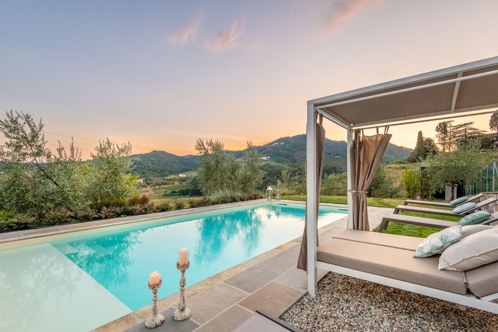 Valle del Sole Winery Farmhouse