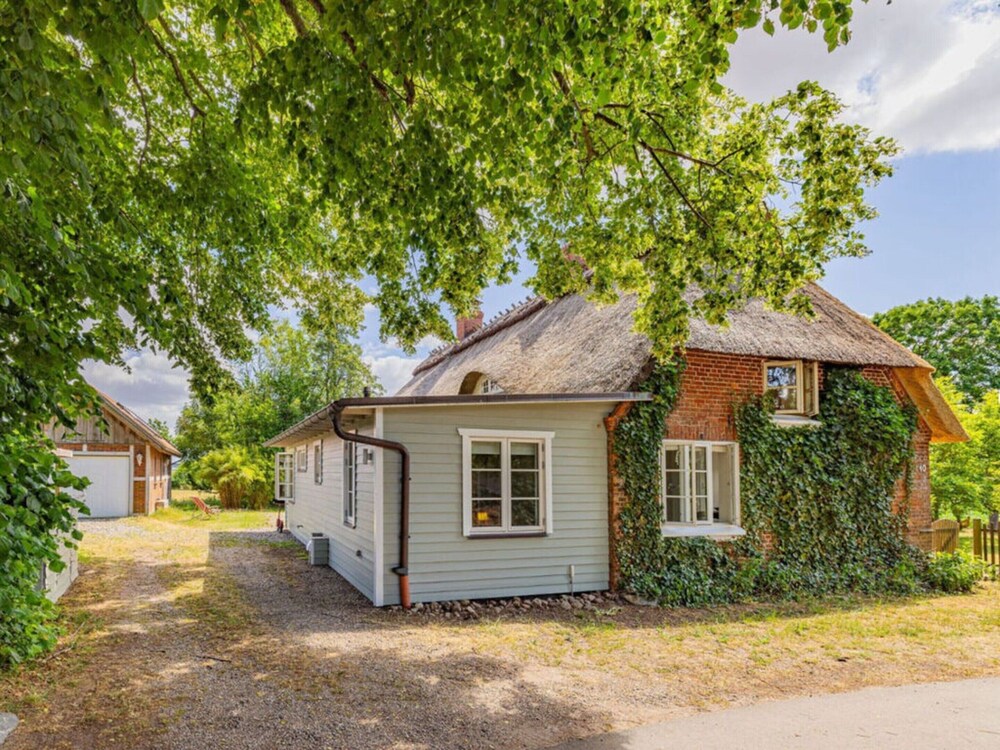 Appelhus Modern Retreat