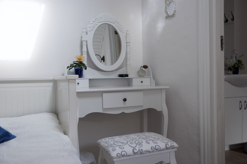 Odense Vacations - Lotus BB  Spa - Indre Ro Yoga - Property Image 4