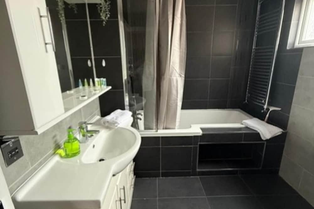 Luxe Leamington Spa Retreat