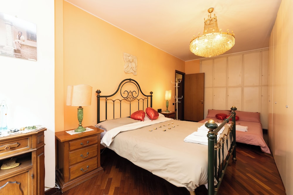 Rachele Charming House in Heart of Rome