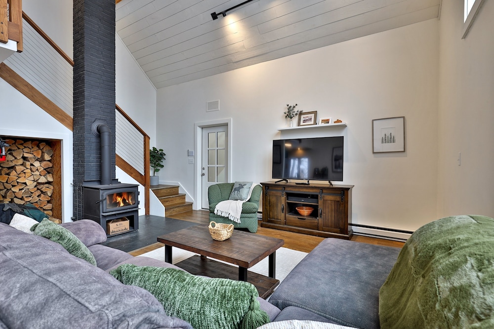 The Powder House 4 Bedroom Home