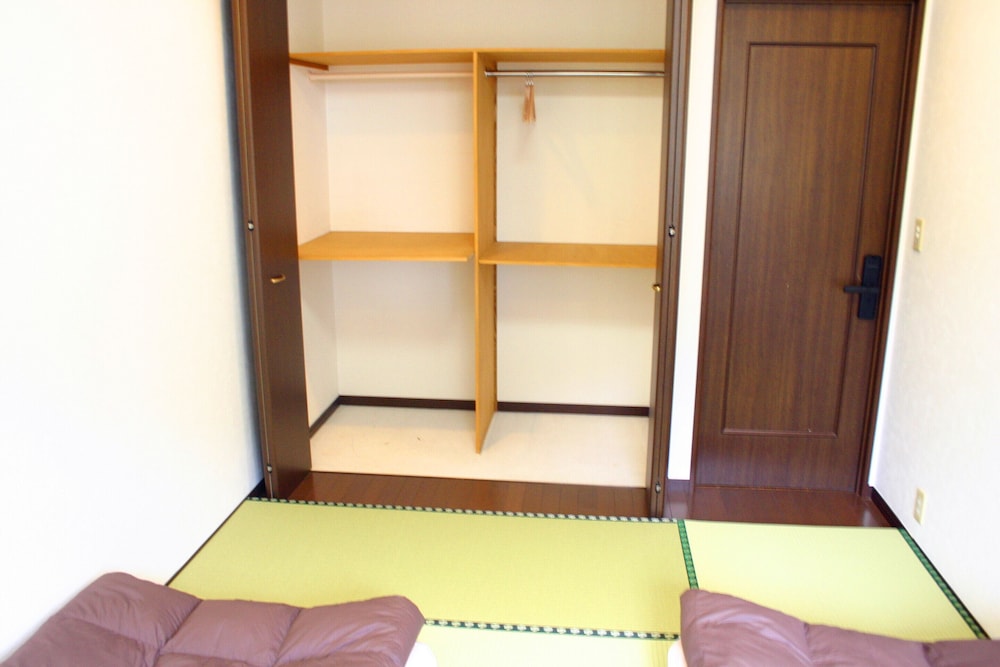 916 Travel Inn